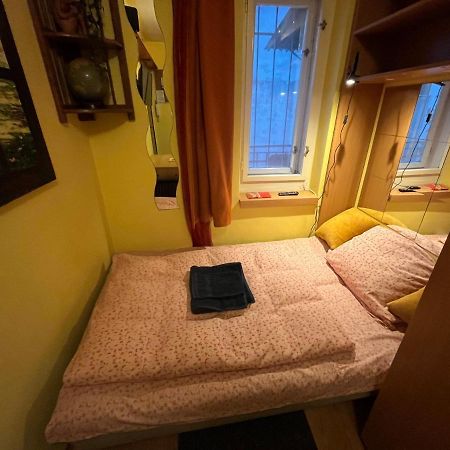 Tiny Private Apartment In Central Buda. บูดาเปสต์ ภายนอก รูปภาพ